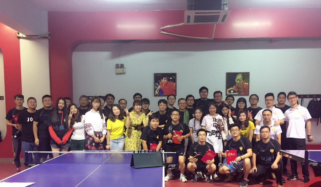 “小威智能”杯乒乓球争霸赛